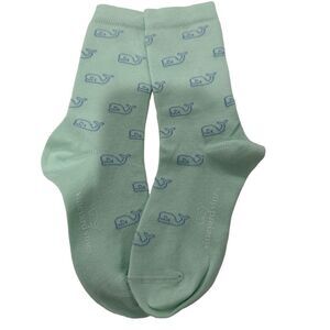 VINEYARD VINES GIRLS SOCKS.
